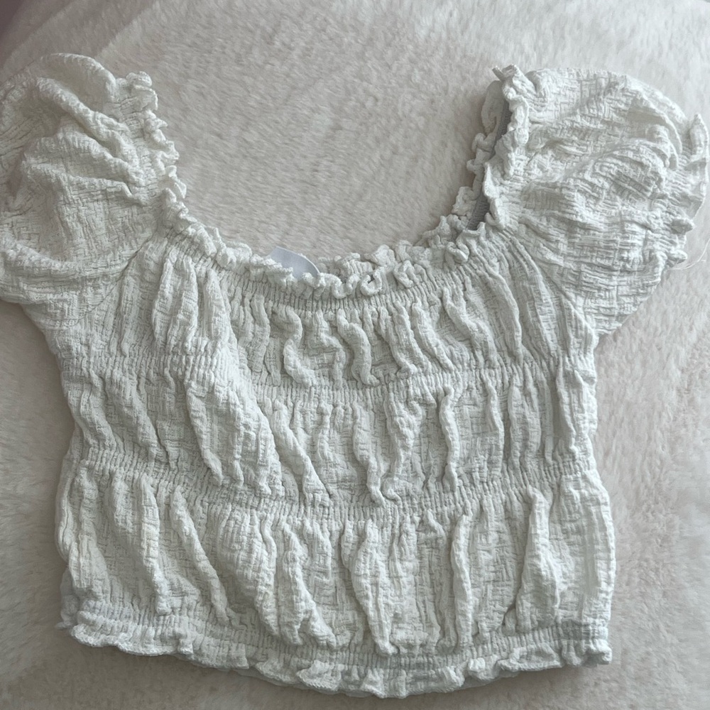 Zara Cream Ruffled Blouse - Picture 3 of 3